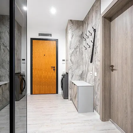 Luxury 1br * Free Parking * Rowing Base Apartament Plovdiv