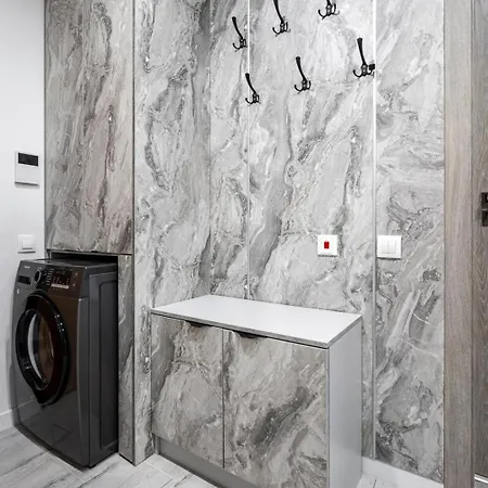 アパート Luxury 1br * Free Parking * Rowing Base プロヴディフ